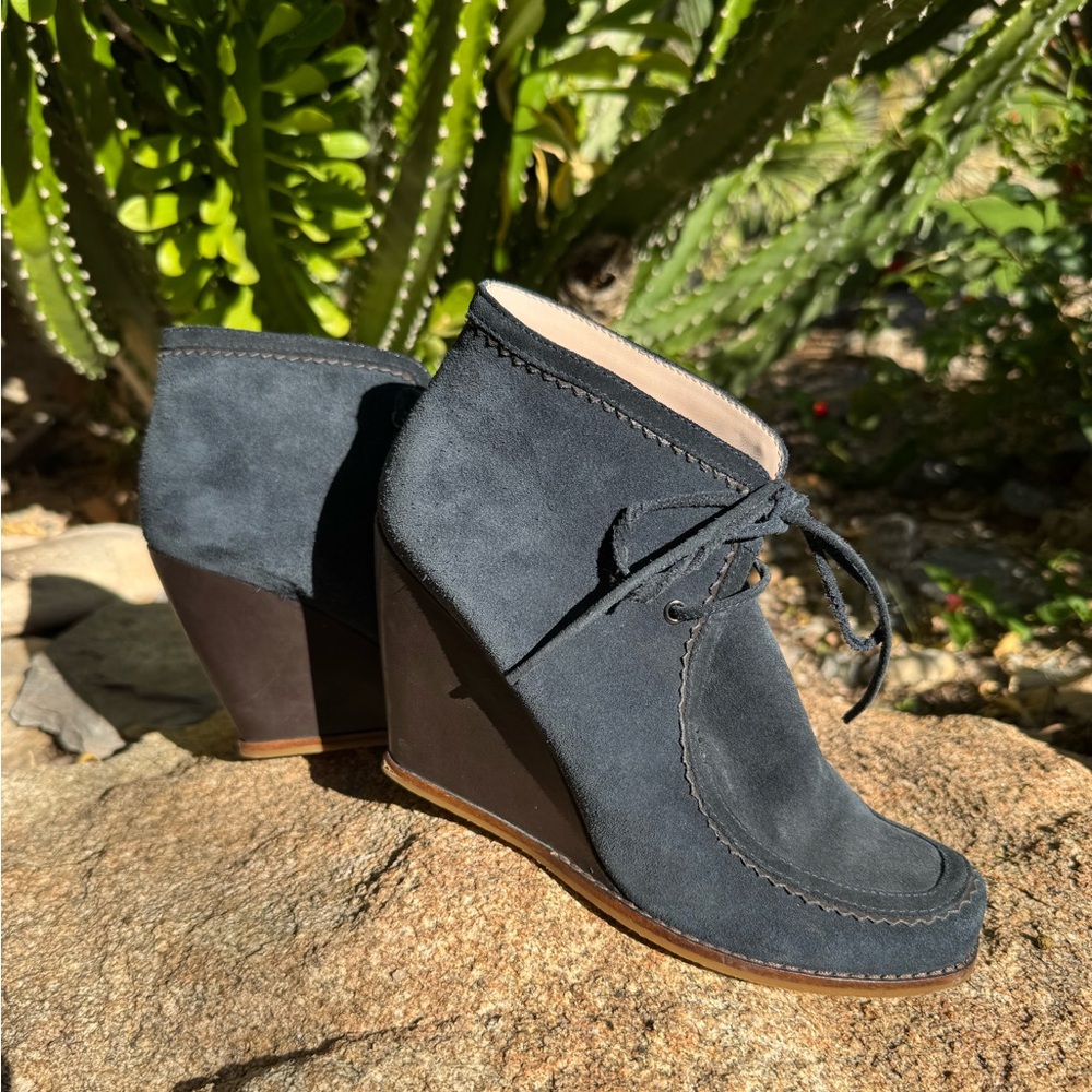 Plenty by Tracy Reese Blue Suede Wedge Ankle Booties “Jacoby” Size 38.5